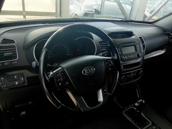 Kia Sorento II Рестайлинг с пробегом 2015 года, цена 2 129 000 рублей, 107000 км, внедорожник, Автокод Объявления