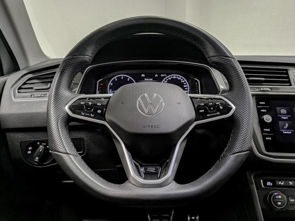 Volkswagen Tiguan II с пробегом 2020 года, цена 3 050 000 рублей, 76255 км, внедорожник, Автокод Объявления