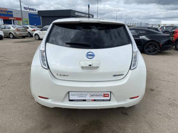 Nissan Leaf I (ZE0/AZE0) с пробегом 2013 года, цена 995 000 рублей, 133236 км, хэтчбек, Автокод Объявления