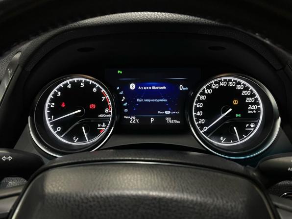 Toyota Camry VIII (XV70) с пробегом 2018 года, цена 2 730 000 рублей, 176293 км, седан, Автокод Объявления