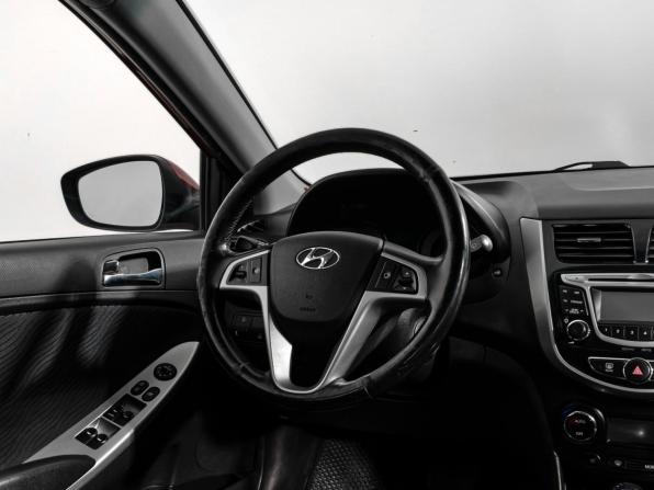 Hyundai Solaris I с пробегом 2013 года, цена 830 000 рублей, 98756 км, седан, Автокод Объявления