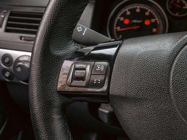 Opel Astra H Рестайлинг с пробегом 2007 года, цена 505 000 рублей, 254962 км, хэтчбек, Автокод Объявления