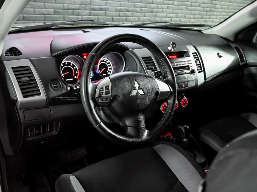 Mitsubishi Outlander II Рестайлинг Екатеринбург  - изображение 11