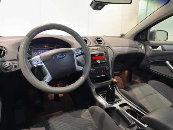 Ford Mondeo IV Рестайлинг с пробегом 2011 года, цена 685 000 рублей, 215001 км, седан, Автокод Объявления