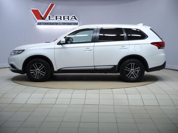Mitsubishi Outlander III Рестайлинг 2 с пробегом 2018 года, цена 1 850 000 рублей, 149899 км, внедорожник, Автокод Объявления