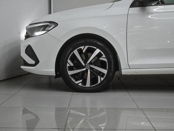 Volkswagen Polo VI с пробегом 2021 года, цена 1 599 000 рублей, 120642 км, лифтбек, Автокод Объявления