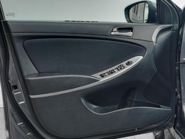 Hyundai Solaris I Рестайлинг с пробегом 2016 года, цена 720 000 рублей, 193762 км, седан, Автокод Объявления