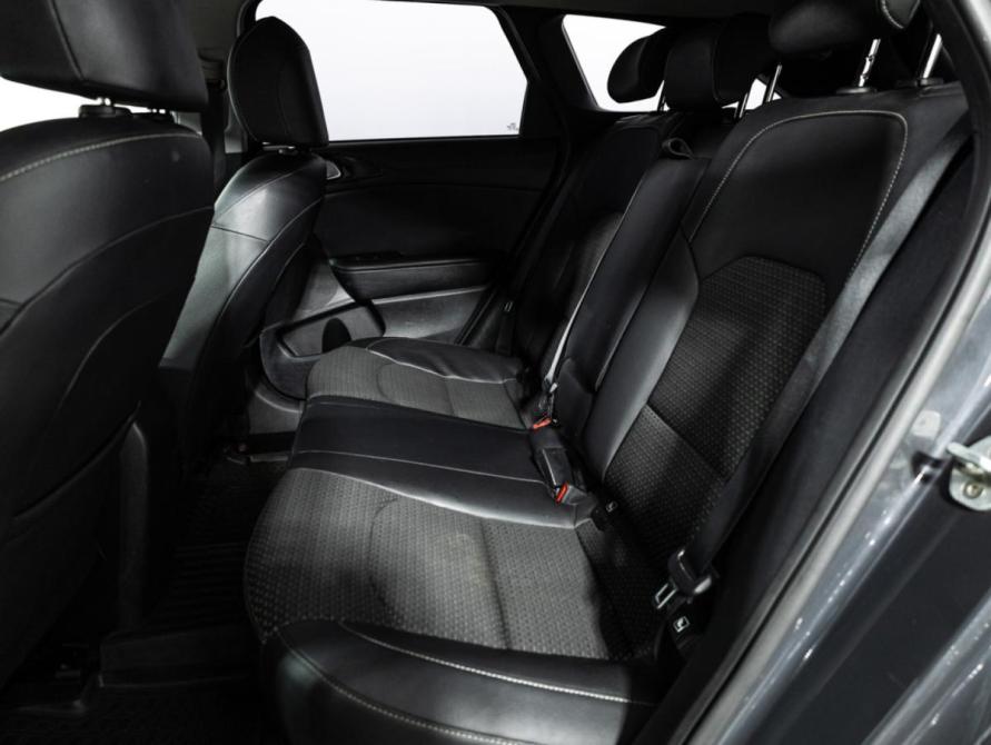 Kia Ceed III Санкт-Петербург  - изображение 11