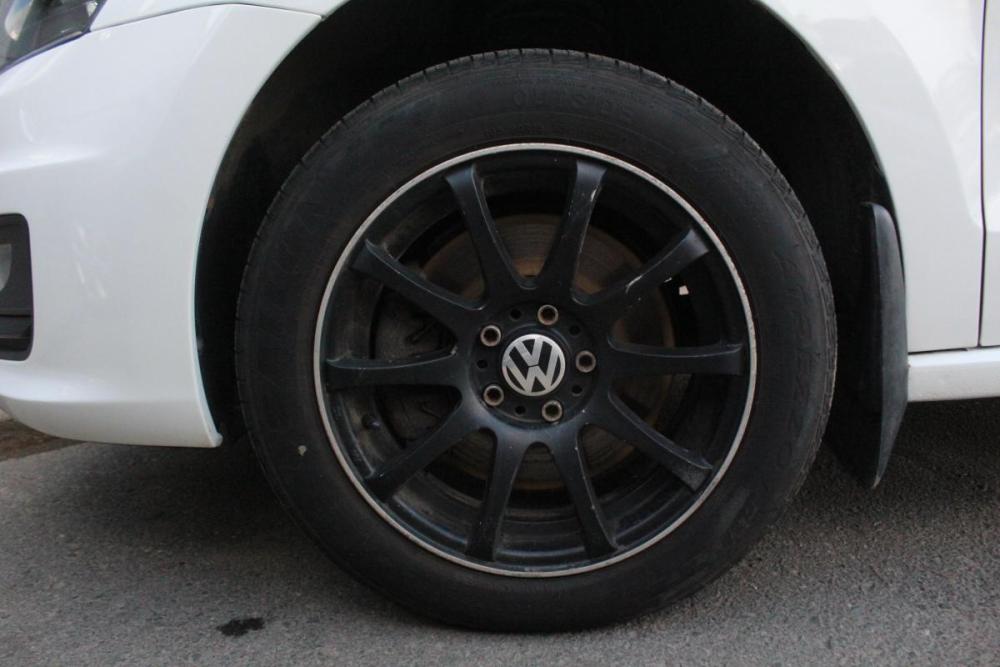 Volkswagen Polo V Рестайлинг Брянск  - изображение 21