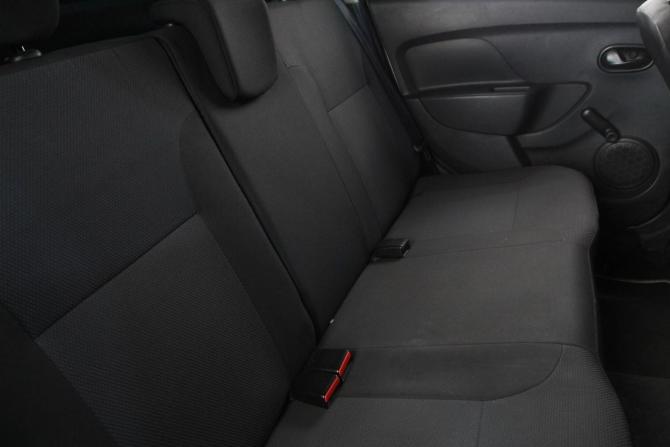 Renault Logan II с пробегом 2018 года, цена 779 000 рублей, 162065 км, седан, Автокод Объявления