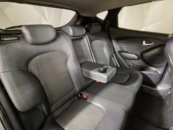 Hyundai ix35 I с пробегом 2012 года, цена 925 000 рублей, 270714 км, внедорожник, Автокод Объявления
