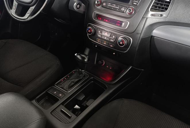 Kia Sorento II Рестайлинг с пробегом 2014 года, цена 1 580 000 рублей, 275025 км, внедорожник, Автокод Объявления