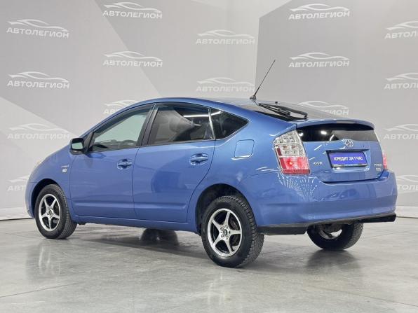 Toyota Prius II Рестайлинг (XW20) с пробегом 2009 года, цена 799 000 рублей, 217000 км, лифтбек, Автокод Объявления