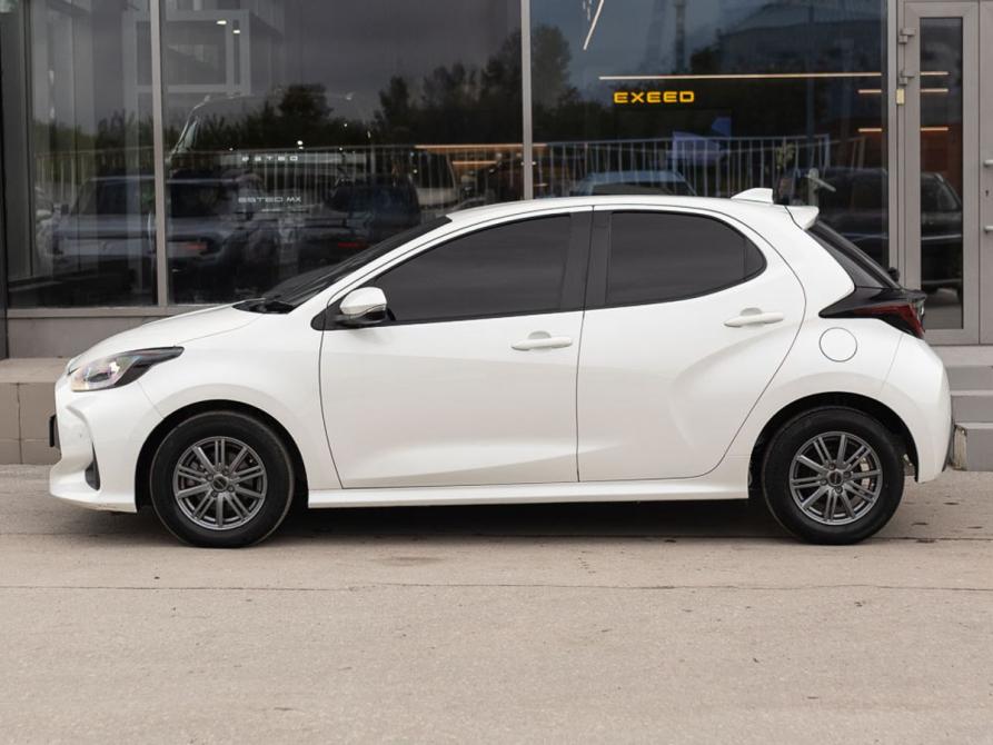 Toyota Yaris IV Новосибирск  - изображение 8
