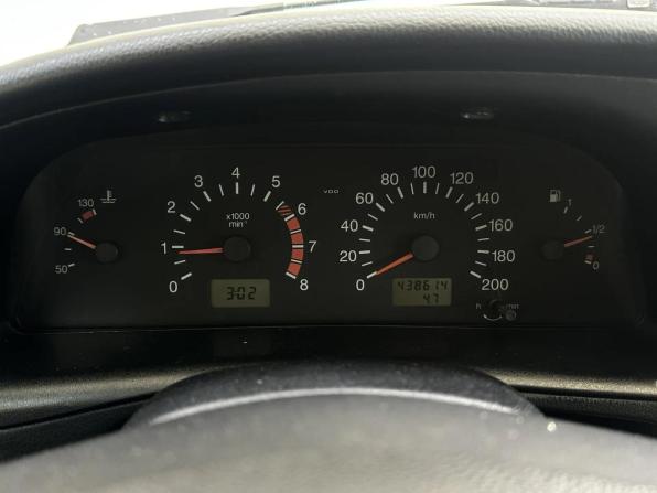 Chevrolet Niva I Рестайлинг с пробегом 2012 года, цена 400 000 рублей, 438614 км, внедорожник, Автокод Объявления