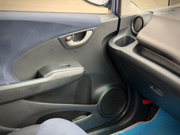 Honda Fit II с пробегом 2011 года, цена 799 000 рублей, 163500 км, хэтчбек, Автокод Объявления