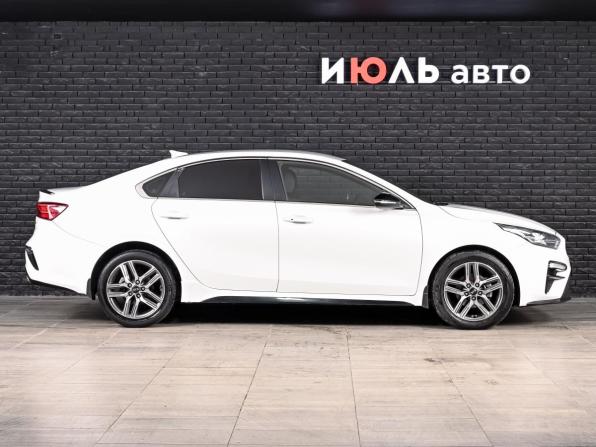 Kia Cerato IV с пробегом 2021 года, цена 2 128 000 рублей, 83979 км, седан, Автокод Объявления