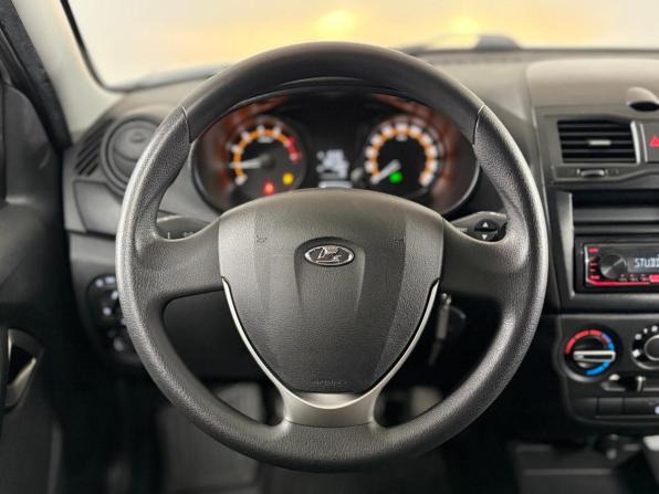 Lada (ВАЗ) Granta I Рестайлинг с пробегом 2023 года, цена 585 000 рублей, 93417 км, седан, Автокод Объявления