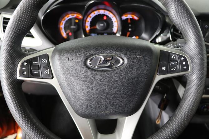Lada (ВАЗ) Vesta I с пробегом 2019 года, цена 999 990 рублей, 175815 км, универсал, Автокод Объявления