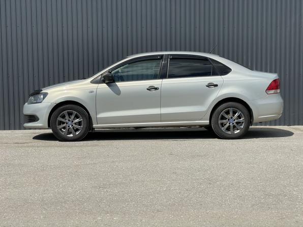 Volkswagen Polo V с пробегом 2013 года, цена 200 000 рублей, 220000 км, седан, Автокод Объявления