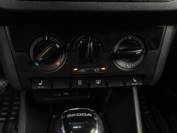 Skoda Rapid II с пробегом 2020 года, цена 1 599 000 рублей, 73840 км, лифтбек, Автокод Объявления