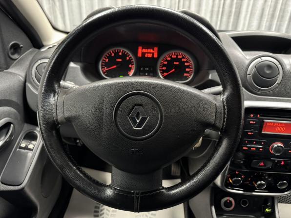 Renault Duster I с пробегом 2012 года, цена 813 000 рублей, 266358 км, внедорожник, Автокод Объявления
