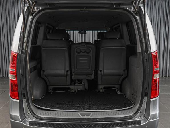 Hyundai Grand Starex I с пробегом 2011 года, цена 1 599 000 рублей, 175381 км, минивэн, Автокод Объявления