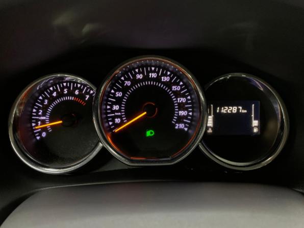 Renault Sandero II Рестайлинг с пробегом 2021 года, цена 1 120 000 рублей, 112233 км, хэтчбек, Автокод Объявления
