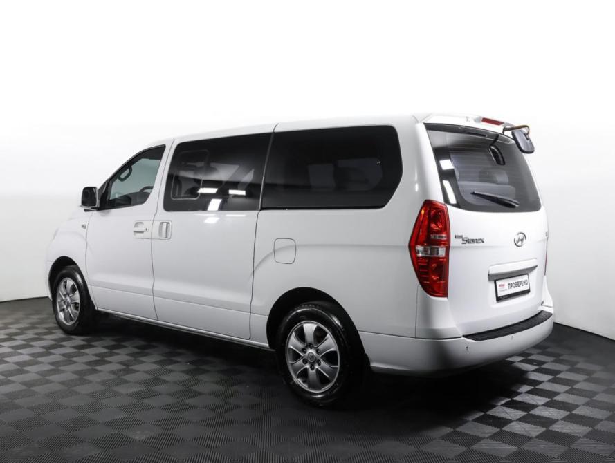 Hyundai Grand Starex I Москва  - изображение 7