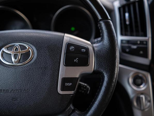 Toyota Land Cruiser 200 Series Рестайлинг 1 с пробегом 2014 года, цена 4 399 000 рублей, 228044 км, внедорожник, Автокод Объявления