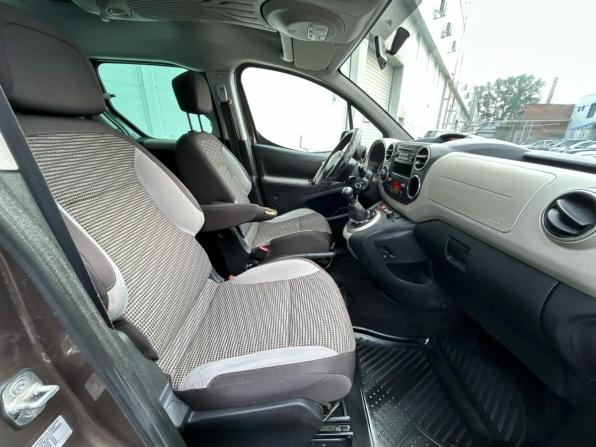 Peugeot Partner II Рестайлинг с пробегом 2012 года, цена 420 000 рублей, 318475 км, минивэн, Автокод Объявления