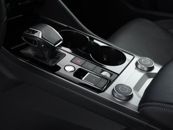 Volkswagen Touareg III с пробегом 2023 года, цена 8 149 077 рублей, 65123 км, внедорожник, Автокод Объявления