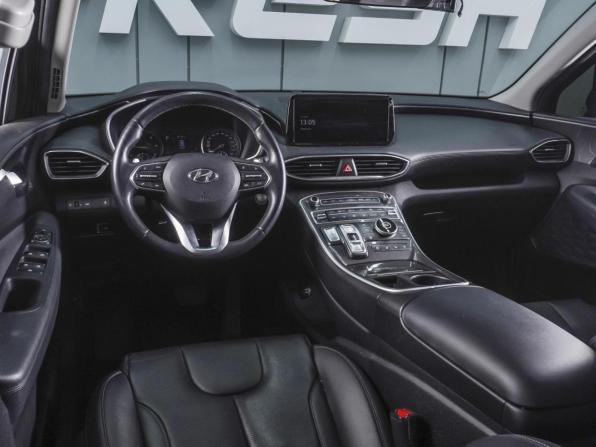 Hyundai Santa Fe IV Рестайлинг с пробегом 2021 года, цена 3 880 000 рублей, 49081 км, внедорожник, Автокод Объявления