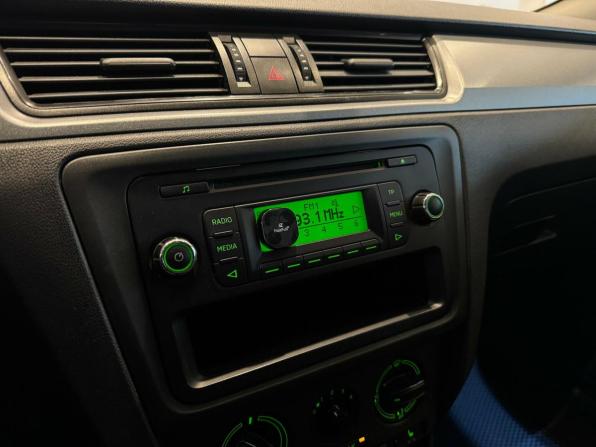 Skoda Rapid I с пробегом 2015 года, цена 750 000 рублей, 160137 км, лифтбек, Автокод Объявления