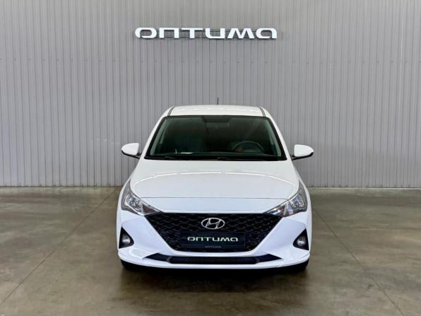Hyundai Solaris II Рестайлинг с пробегом 2022 года, цена 1 587 000 рублей, 106121 км, седан, Автокод Объявления