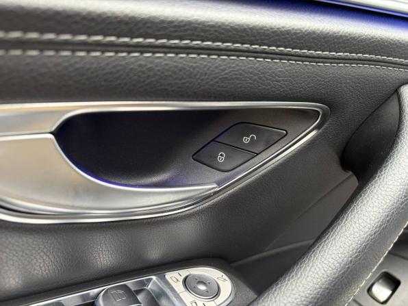 Mercedes-Benz E-Класс V (W213 S213 C238) с пробегом 2018 года, цена 2 695 000 рублей, 167000 км, седан, Автокод Объявления