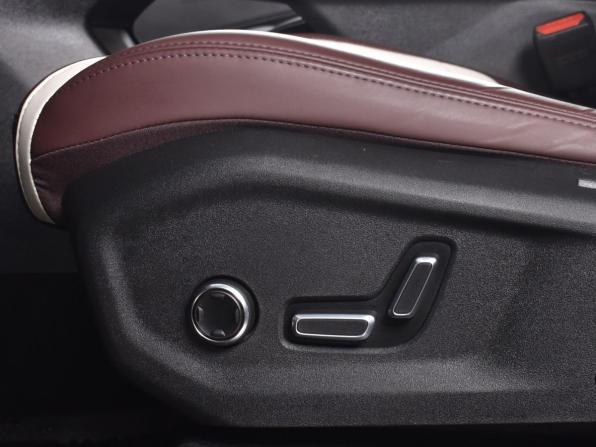 Geely Monjaro I с пробегом 2024 года, цена 3 399 995 рублей, 50630 км, внедорожник, Автокод Объявления