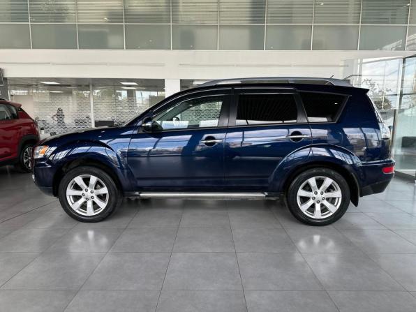 Mitsubishi Outlander II Рестайлинг с пробегом 2010 года, цена 1 245 000 рублей, 196000 км, внедорожник, Автокод Объявления