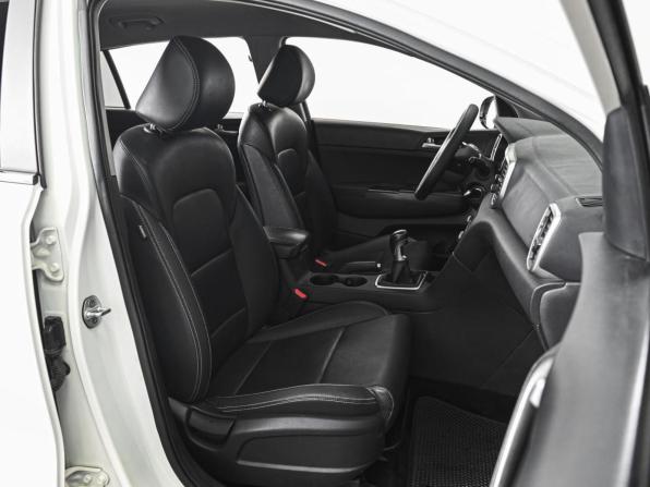 Kia Sportage IV Рестайлинг с пробегом 2018 года, цена 2 340 000 рублей, 102045 км, внедорожник, Автокод Объявления