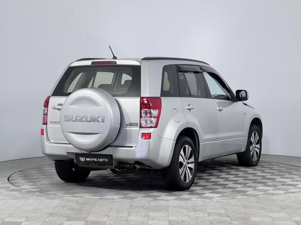 Suzuki Grand Vitara II с пробегом 2007 года, цена 900 000 рублей, 220000 км, внедорожник, Автокод Объявления