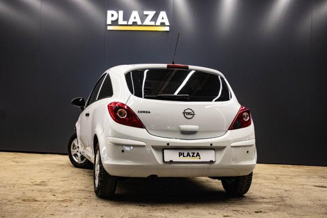 Opel Corsa D Рестайлинг II с пробегом 2013 года, цена 579 000 рублей, 176033 км, хэтчбек, Автокод Объявления