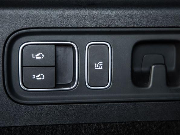 Li Auto (Lixiang) L7 I Рестайлинг с пробегом 2025 года, цена 7 258 000 рублей, 16579 км, внедорожник, Автокод Объявления
