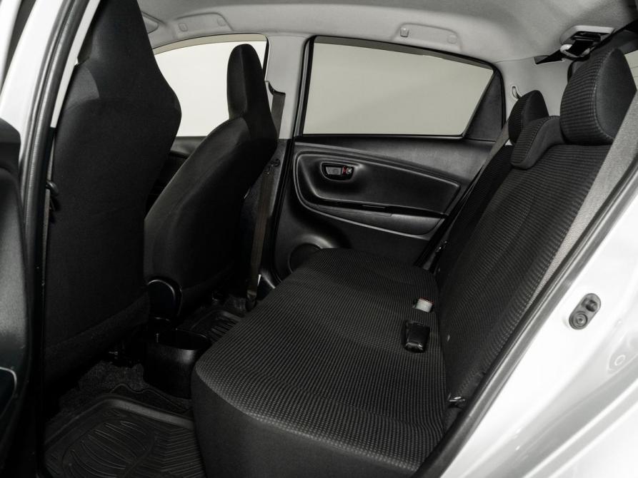 Toyota Vitz III (XP130) Рестайлинг 2 Иркутск  - изображение 7