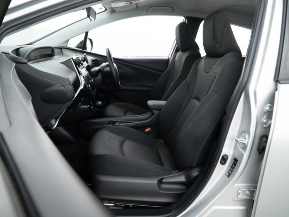 Toyota Prius IV Рестайлинг (XW50) с пробегом 2021 года, цена 1 997 434 рубля, 79581 км, лифтбек, Автокод Объявления