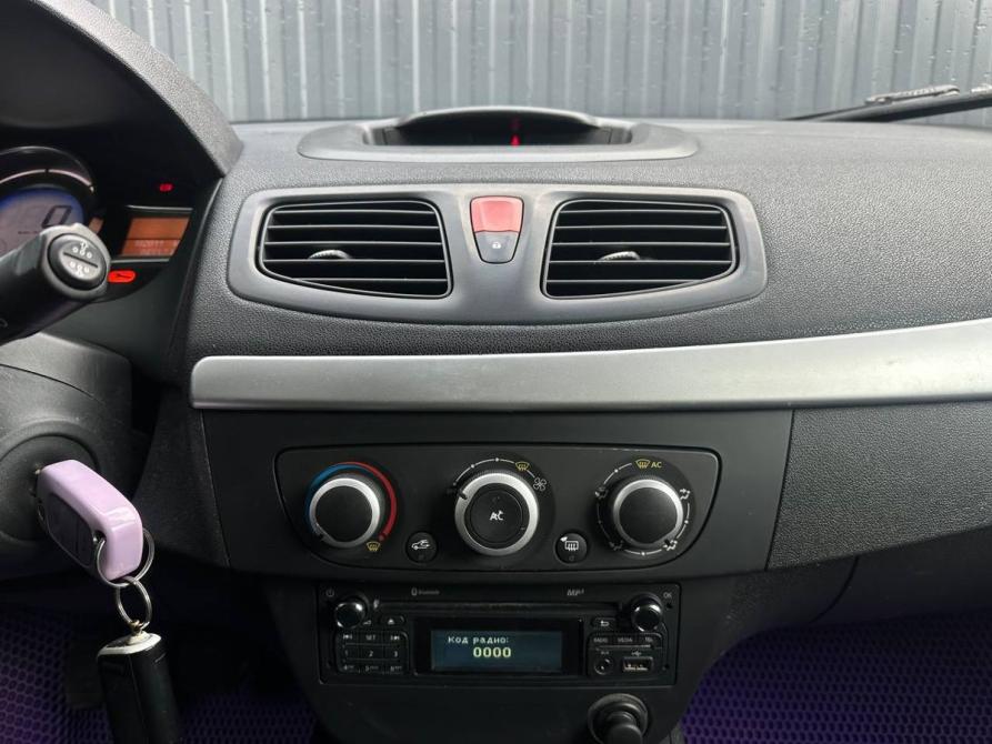 Renault Megane III Рестайлинг Ижевск  - изображение 15