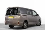 Toyota Voxy III (R80) Рестайлинг Барнаул  - изображение 30