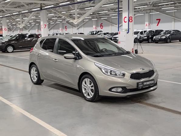 Kia Ceed II с пробегом 2013 года, цена 1 105 000 рублей, 160167 км, хэтчбек, Автокод Объявления