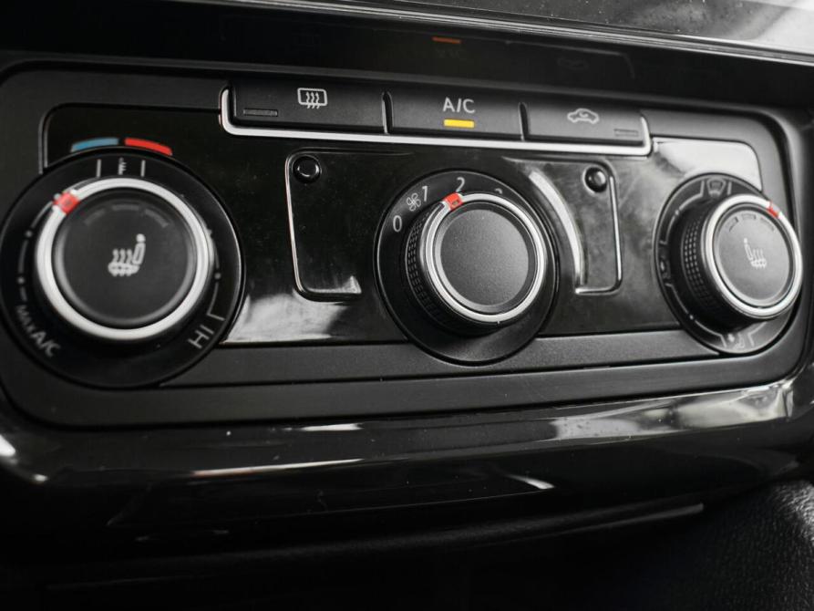 Volkswagen Jetta VI Рестайлинг Екатеринбург  - изображение 18