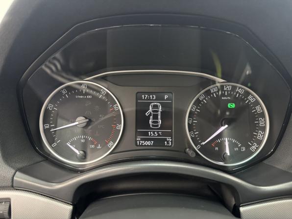 Skoda Octavia II (A5) Рестайлинг с пробегом 2012 года, цена 880 000 рублей, 175006 км, лифтбек, Автокод Объявления