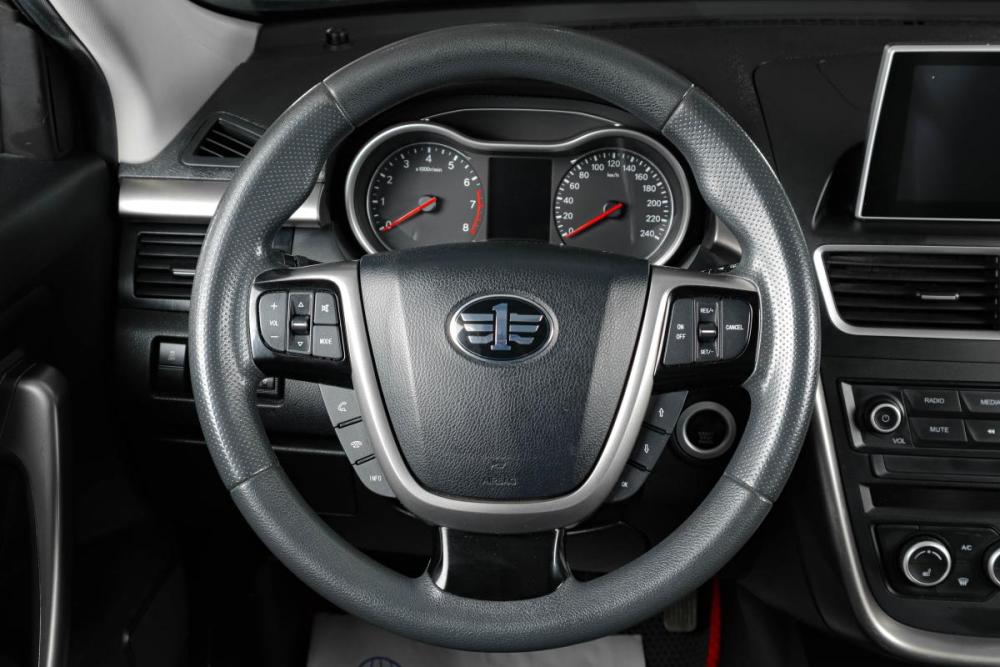 FAW Besturn X80 I Рестайлинг Тюмень  - изображение 14